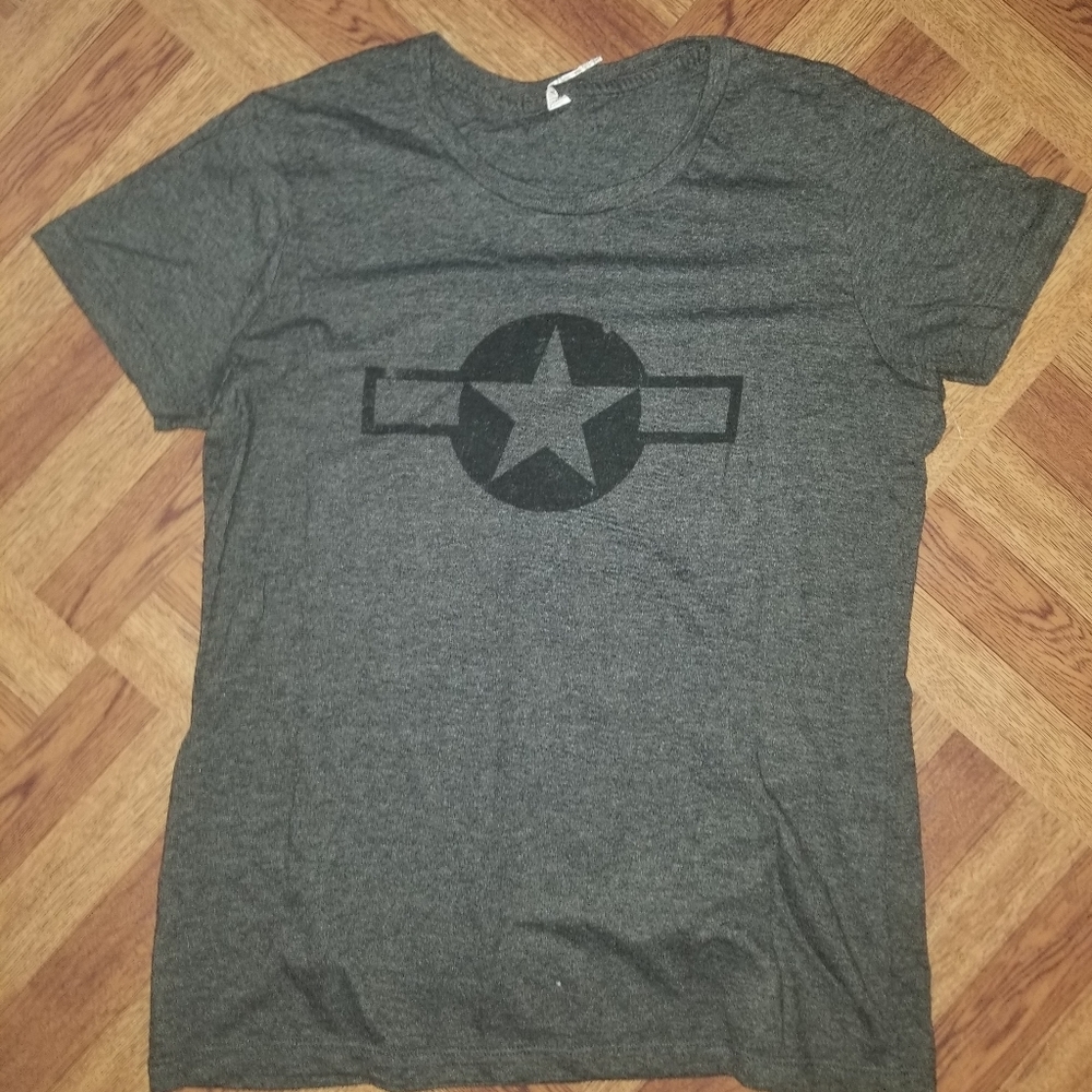 WWII airplane logo Grey Tshirt